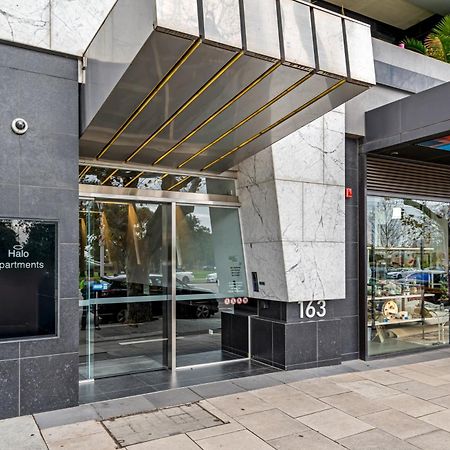 Complete Host Halo Apartments Melbourne Esterno foto