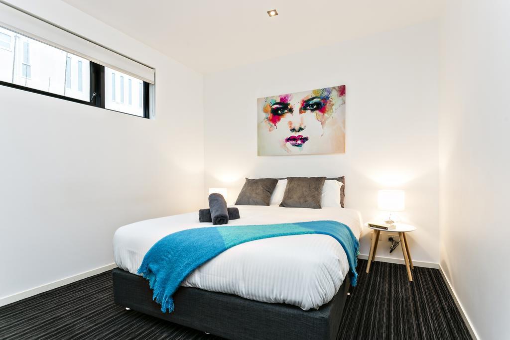 Complete Host Halo Apartments Melbourne Esterno foto
